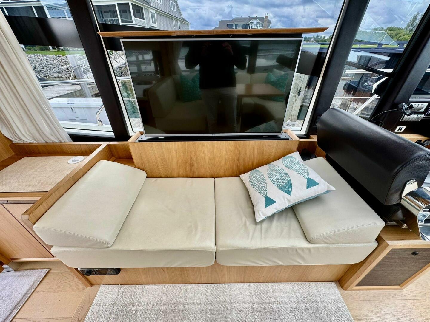 2016 Absolute 45 Sport Yacht - Image 47