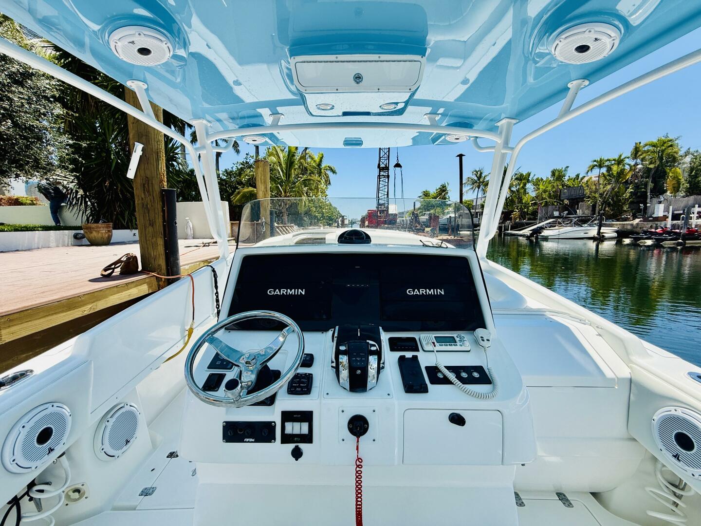 2003 Intrepid 377 - Image 22