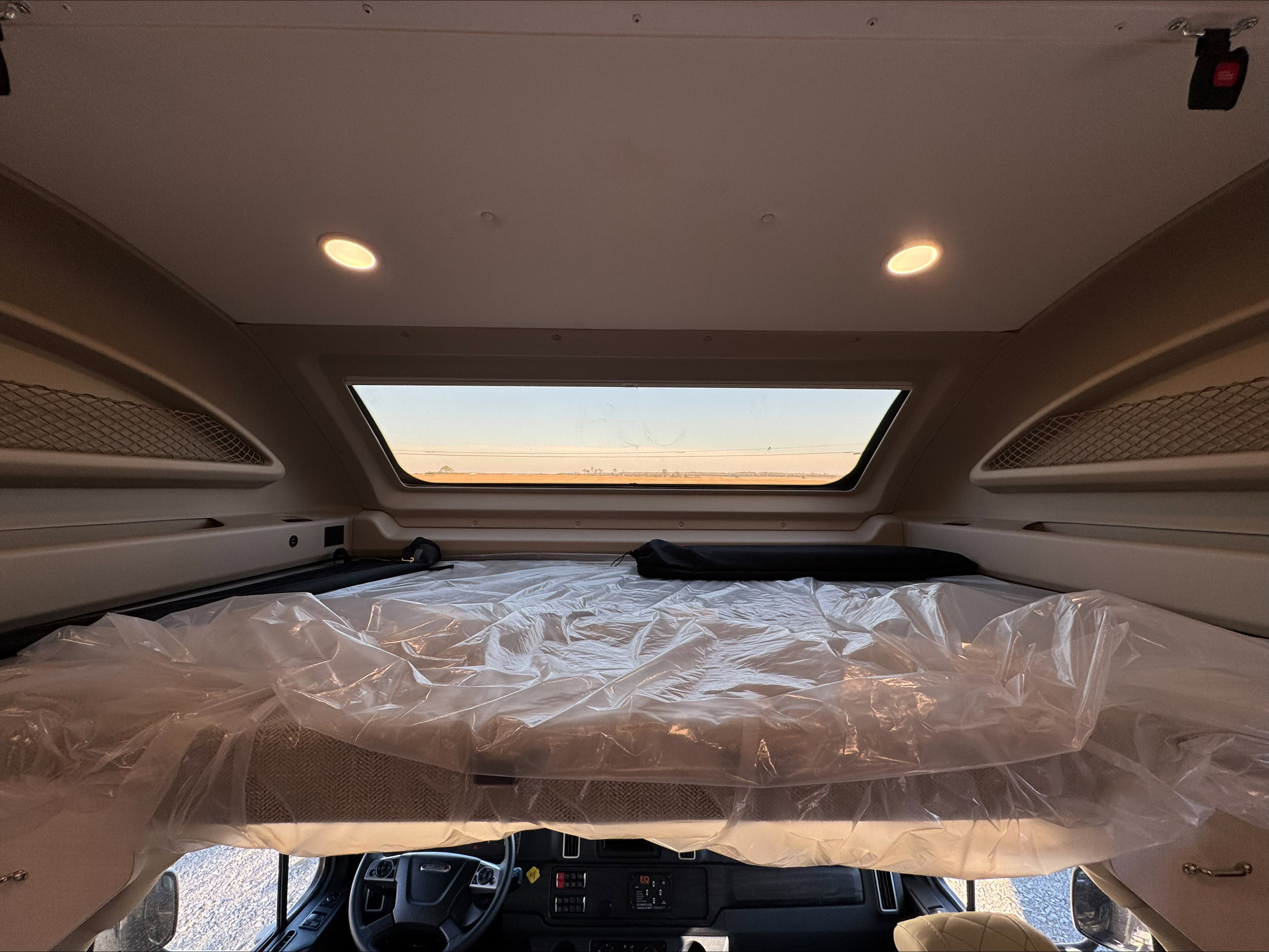 2026 JAYCO SENECA 37M - Image 23