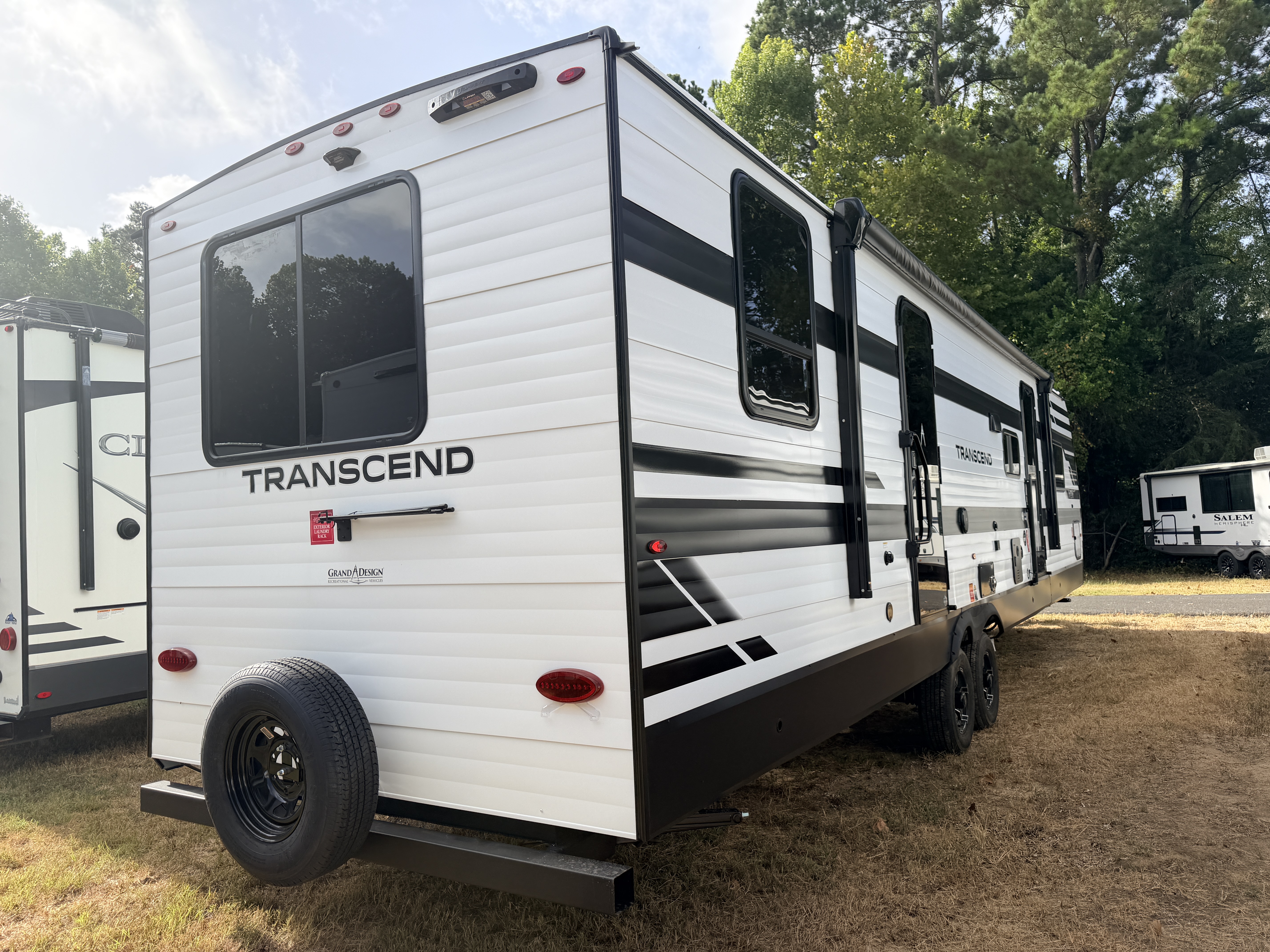 2027 Grand Design TRANSCEND 345DQT - Image 6