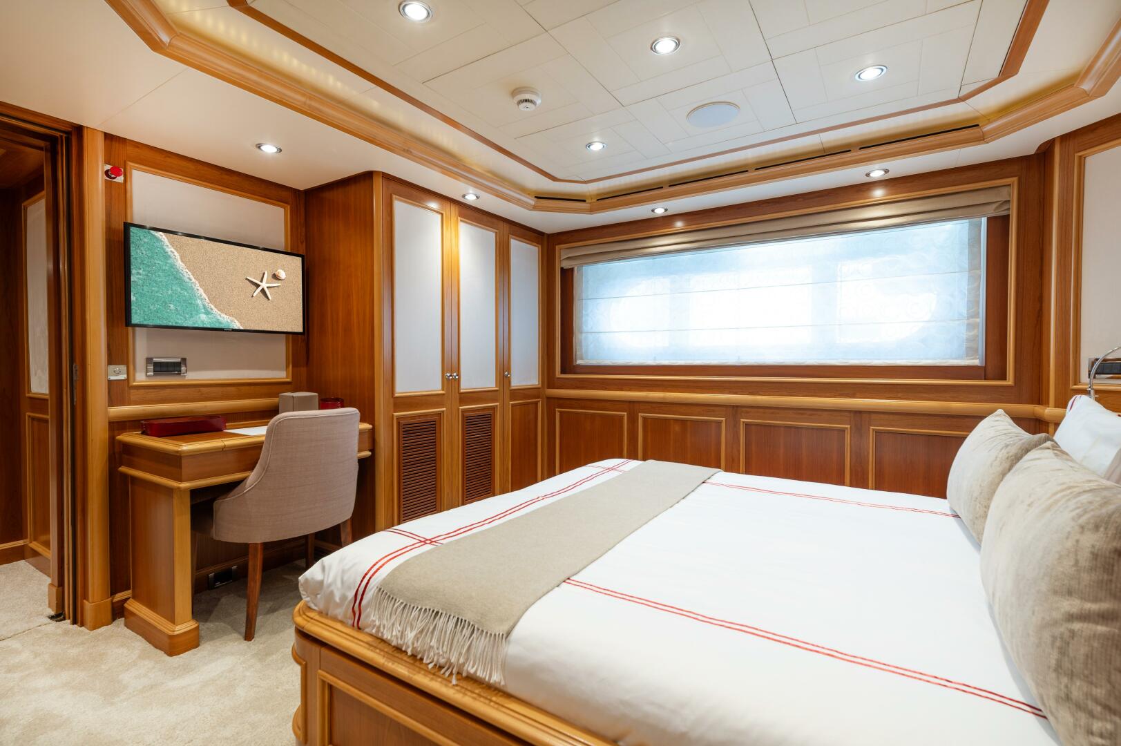 2007 CRN Pilothouse - Image 28