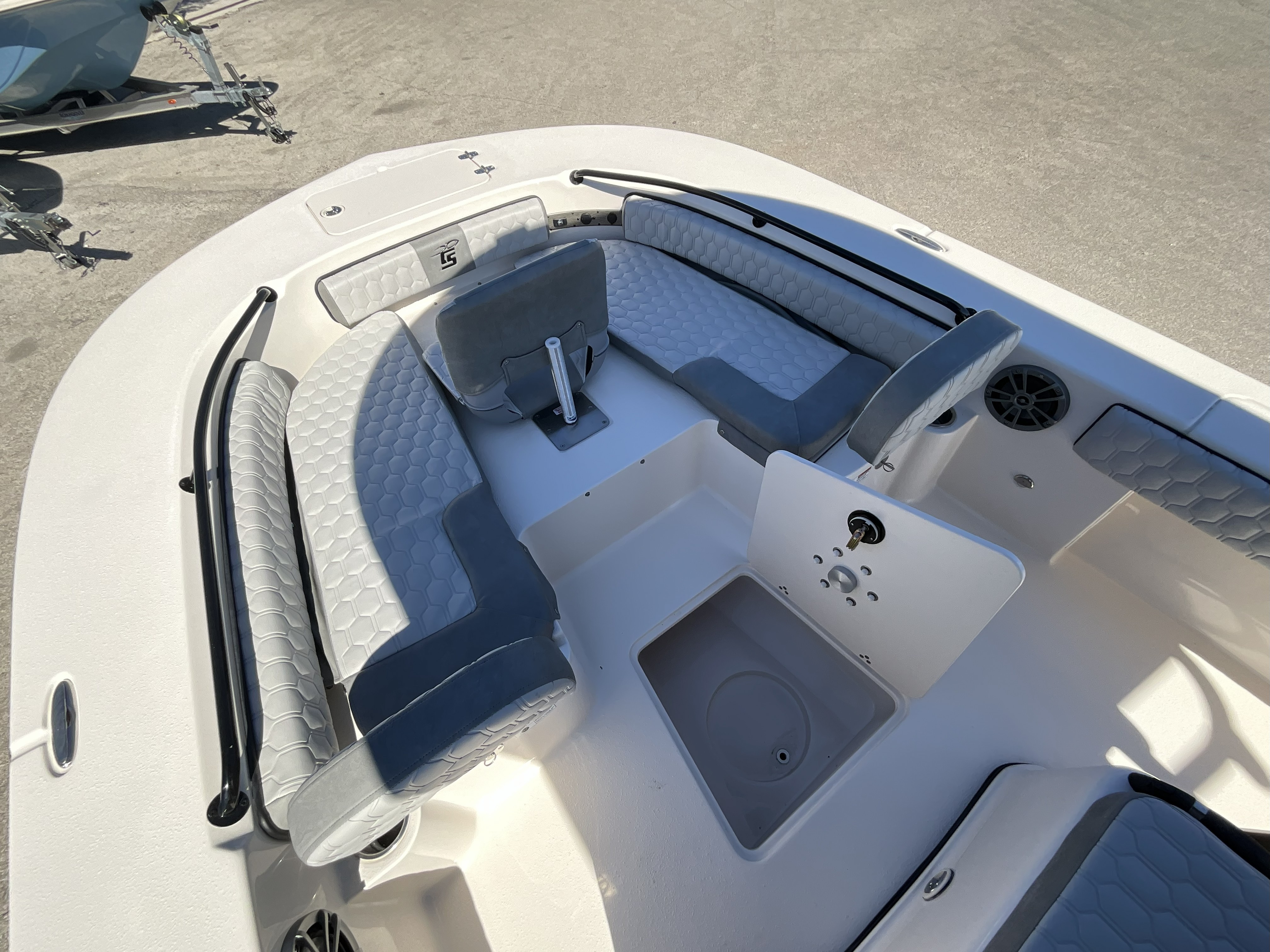 2026 Carolina Skiff 26 Ultra Elite - Image 7
