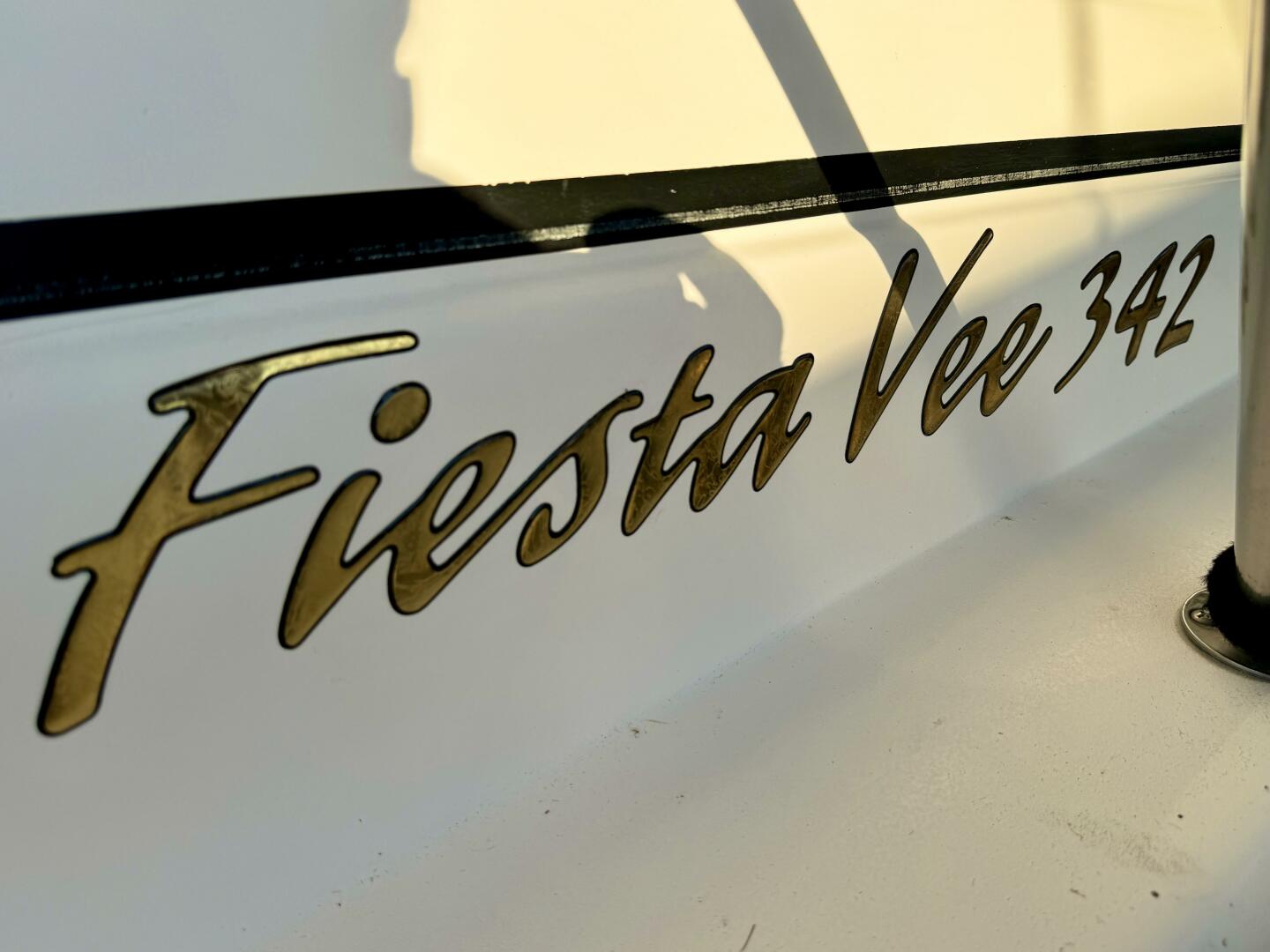 2004 Rinker 342 Fiesta Vee - Image 218