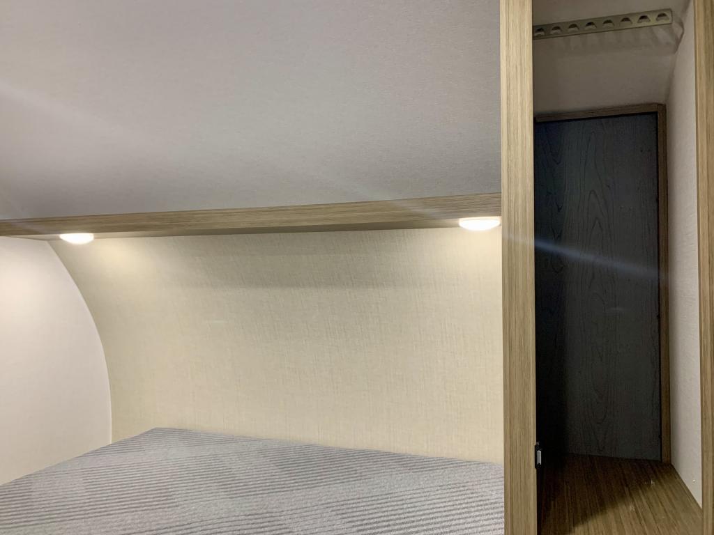 2027 FOREST RIVER SALEM 260BHLE - Image 33
