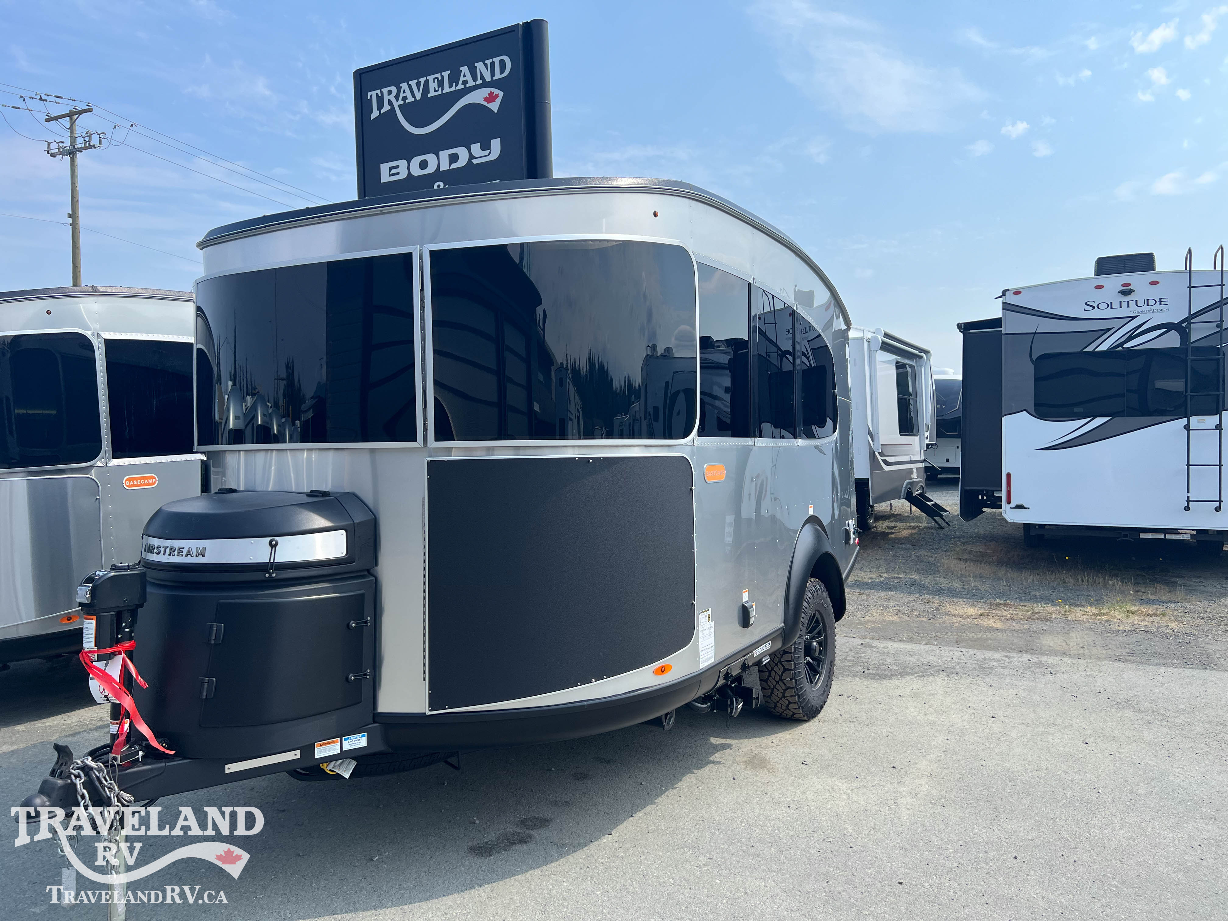 2027 AIRSTREAM 20XE BASECAMP - Image 5