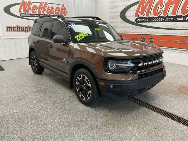 2022 Ford Bronco Sport Utility 4D Outer Banks 4WD - Image 3