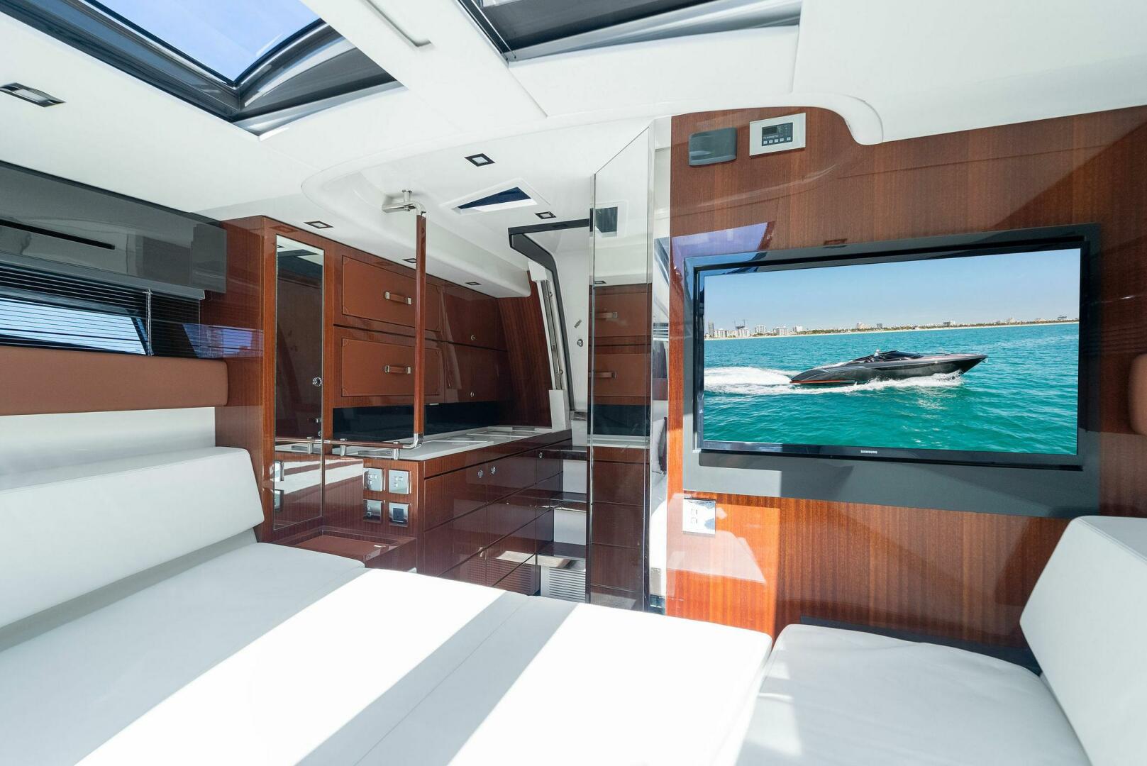 2022 Riva Rivamare - Image 17