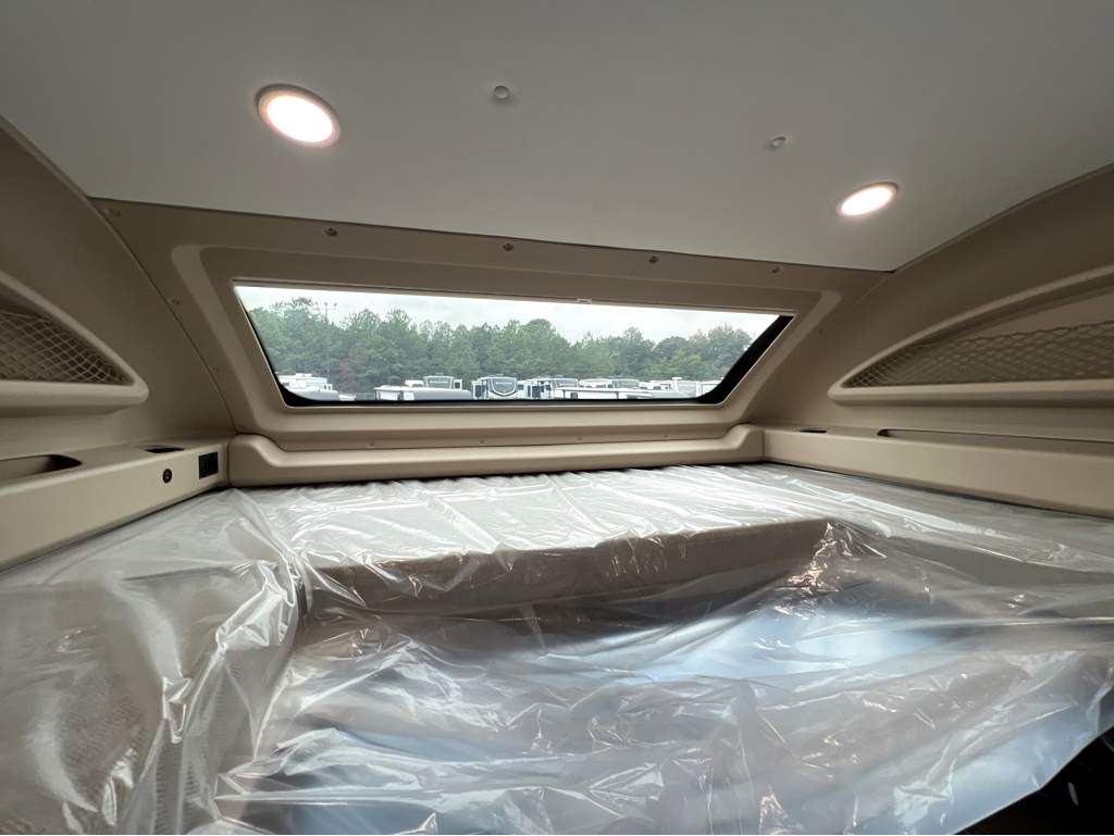 2026 ENTEGRA COACH ACCOLADE 37M - Image 26