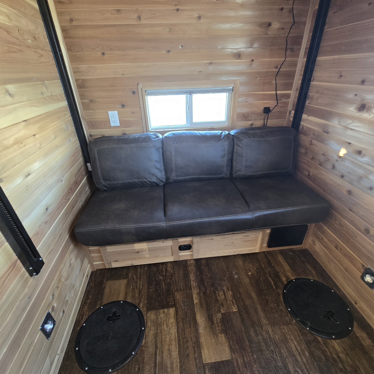 2023 ICE CASTLE SPORT ANGLER RV 6.5X14 - Image 18