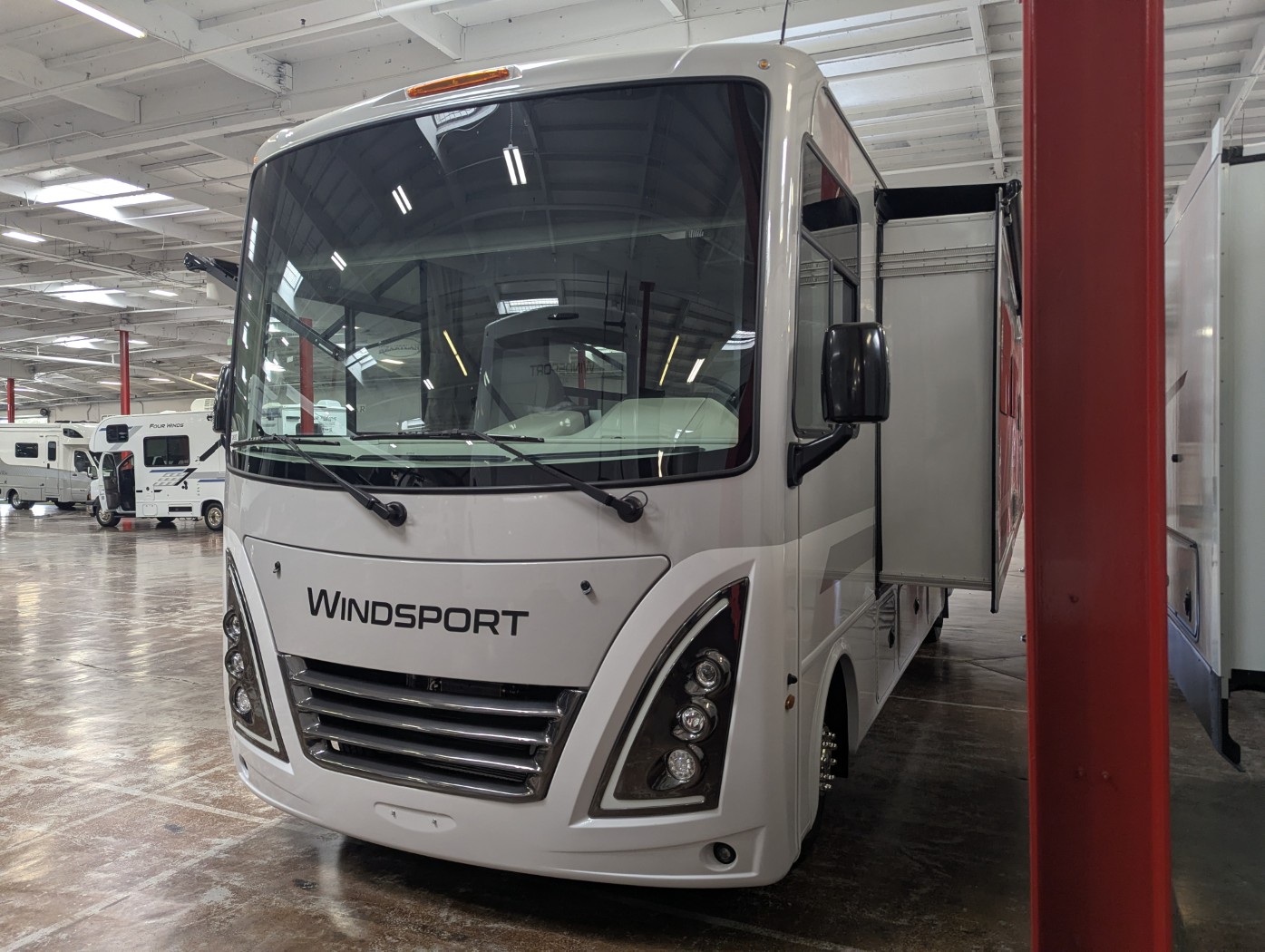 2027 Thor Motor Coach Windsport 29L - Image 3