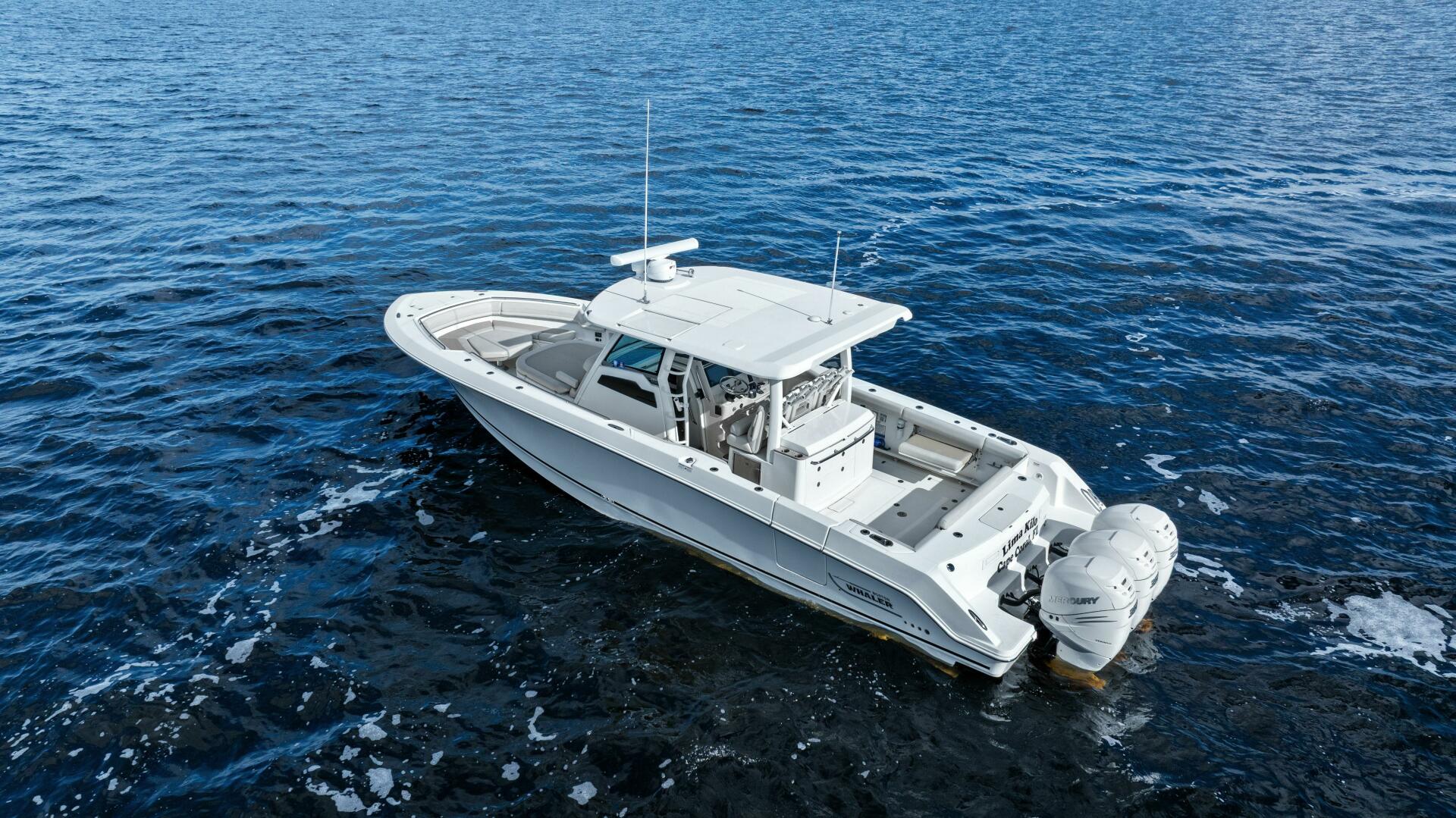2019 Boston Whaler 380 Outrage - Image 33