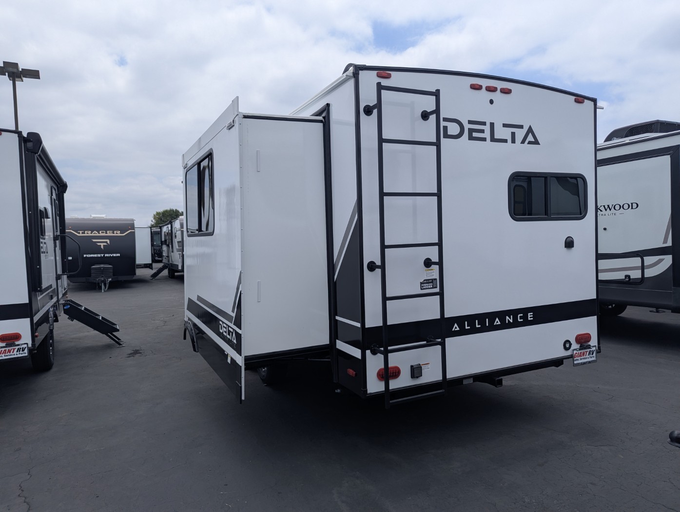 2027 Alliance RV Delta RE250 - Image 4