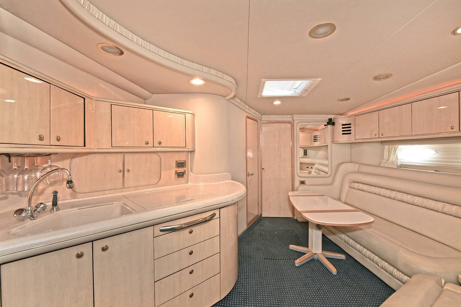2000 Sea Ray 460 Sundancer - Image 29