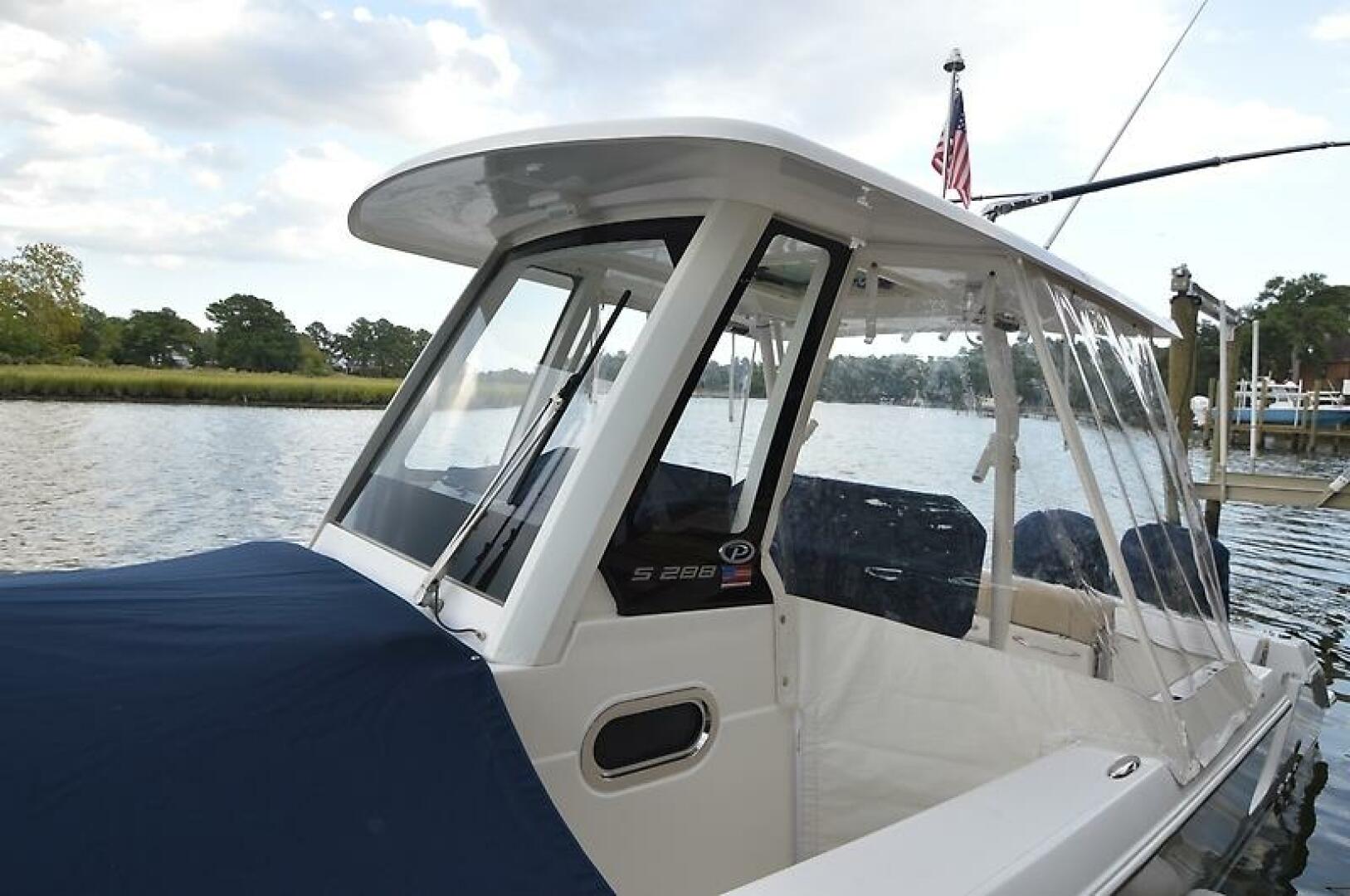 2019 PURSUIT S 288 Sport Base - Image 60
