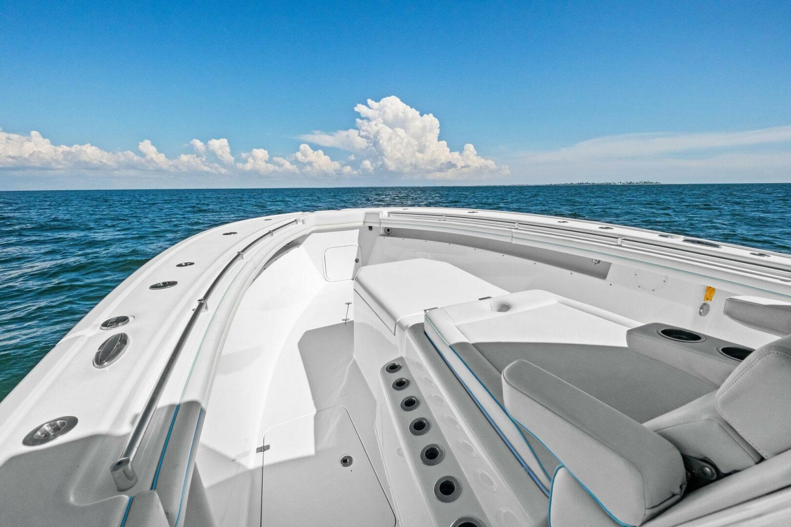 2017 Yellowfin 42 Offshore - Image 9
