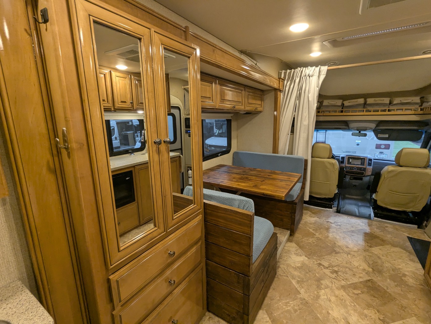 2018 Thor Motor Coach Citation Sprinter 24SJ - Image 29