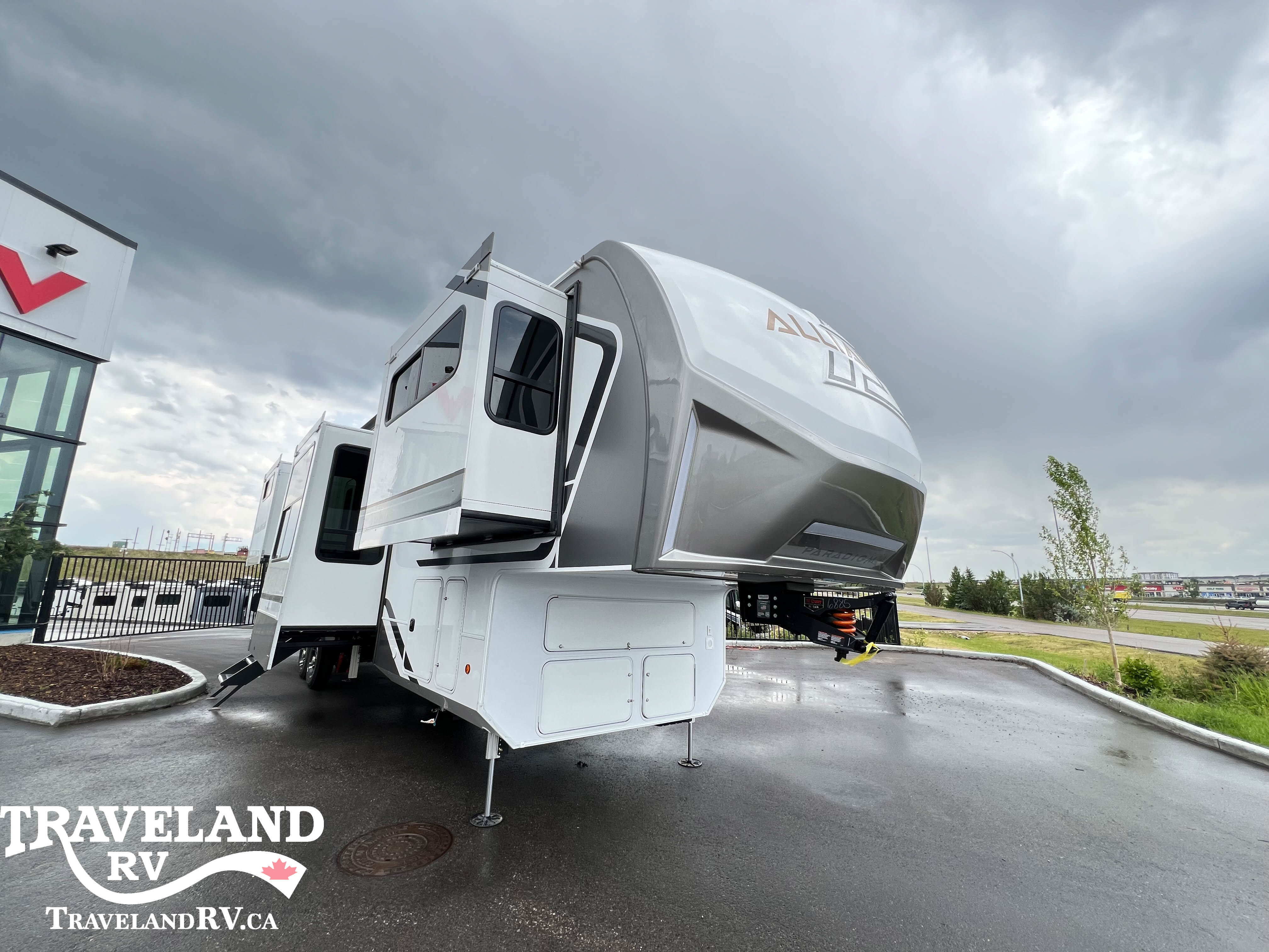 2026 Alliance RV Paradigm 385FL - Image 1