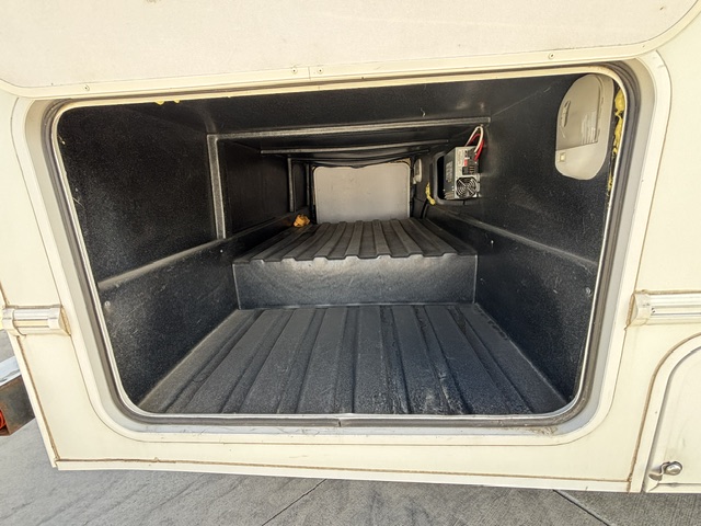 2010 SUNSEEKER 3100 - Image 11