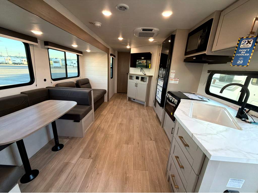 2027 JAYCO JAY FLIGHT 295TBS - Image 22