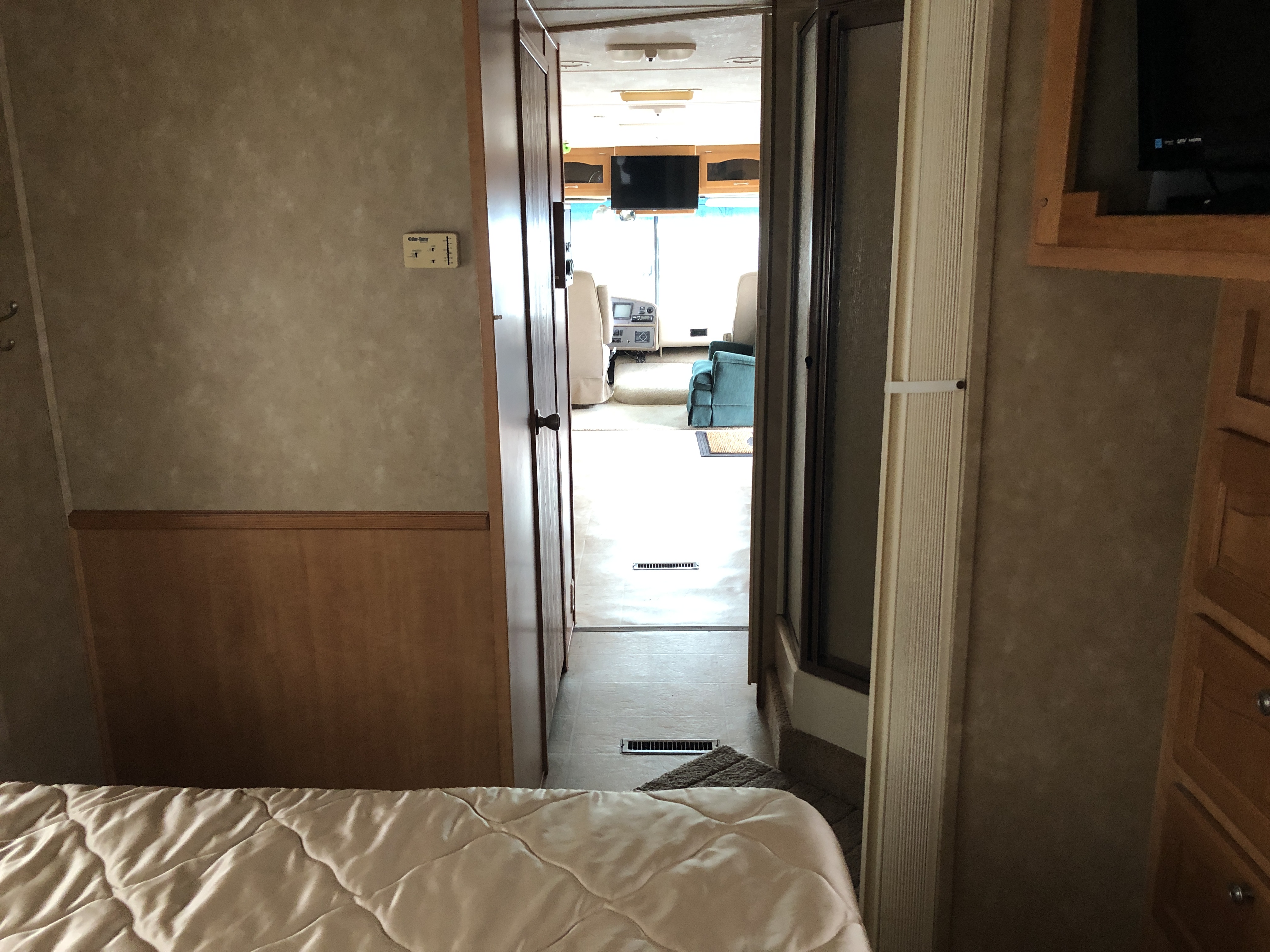 2006 Forest River 340 - Image 21