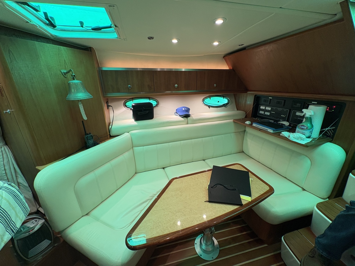 2007 Tiara Yachts 3200 Open - Image 26