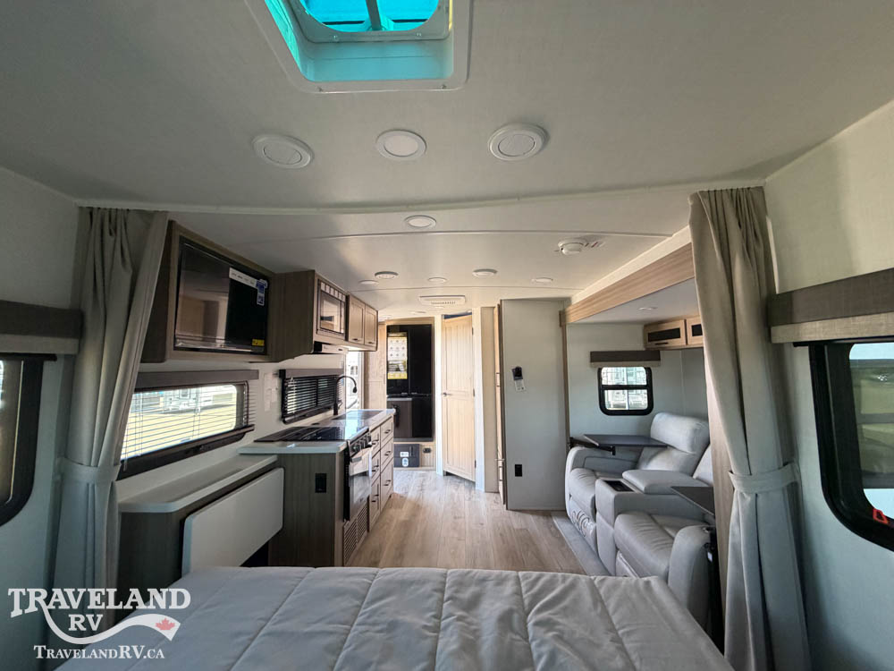 2027 Forest River Rockwood Mini Lite 2205S - Image 13