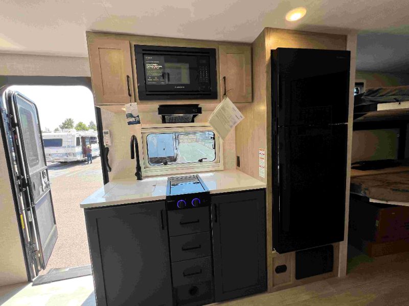 2026 Ember RV Overland Series 221MSL - Image 12