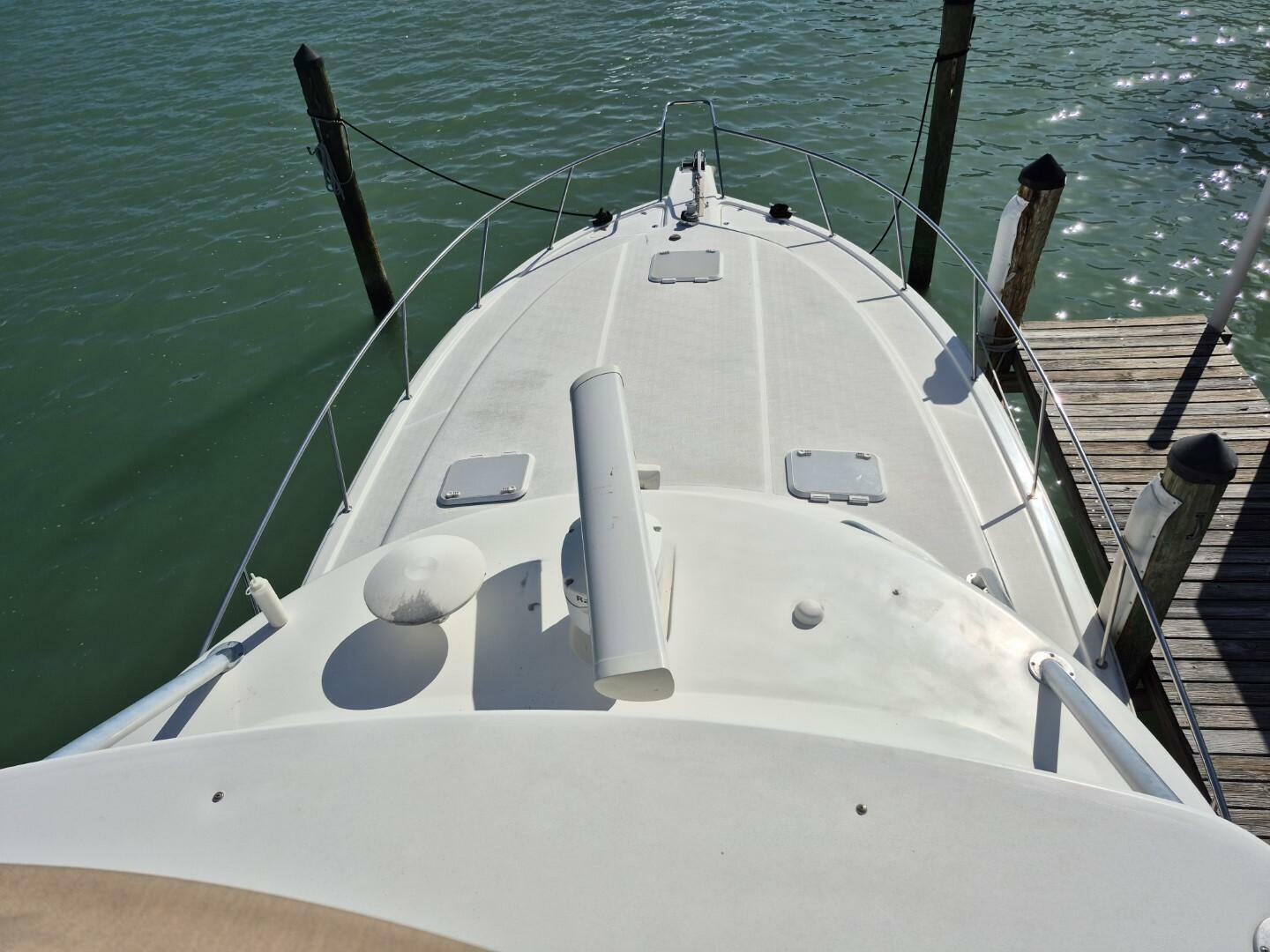 2004 Riviera 4000 Offshore - Image 18