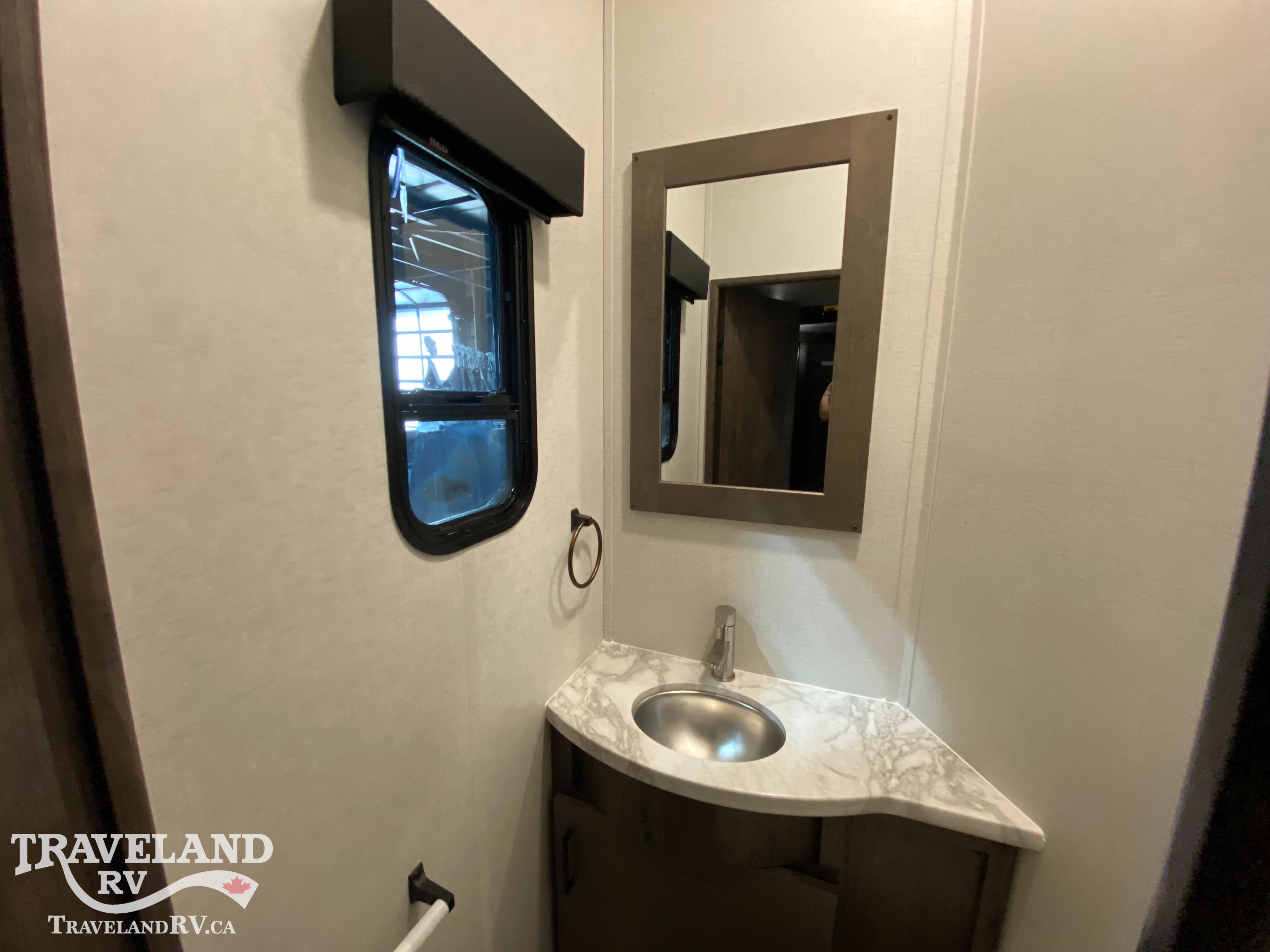 2022 Alliance RV Valor 36V11 - Image 20