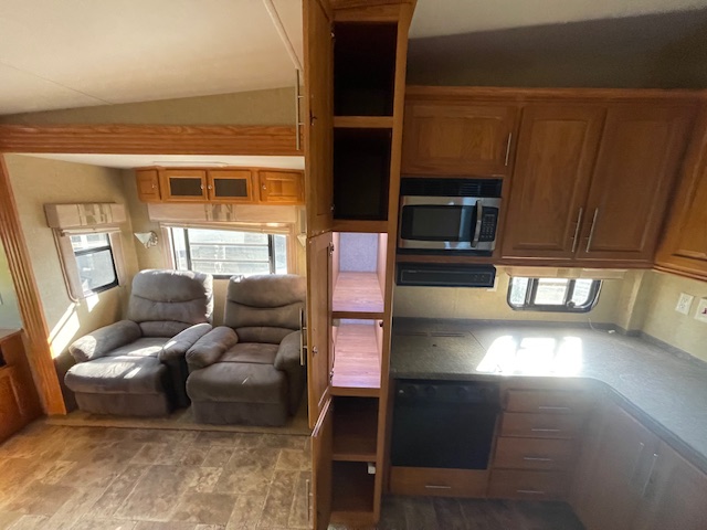 2011 NU-WA HITCHHIKER LS 29.5 FKLS - Image 13