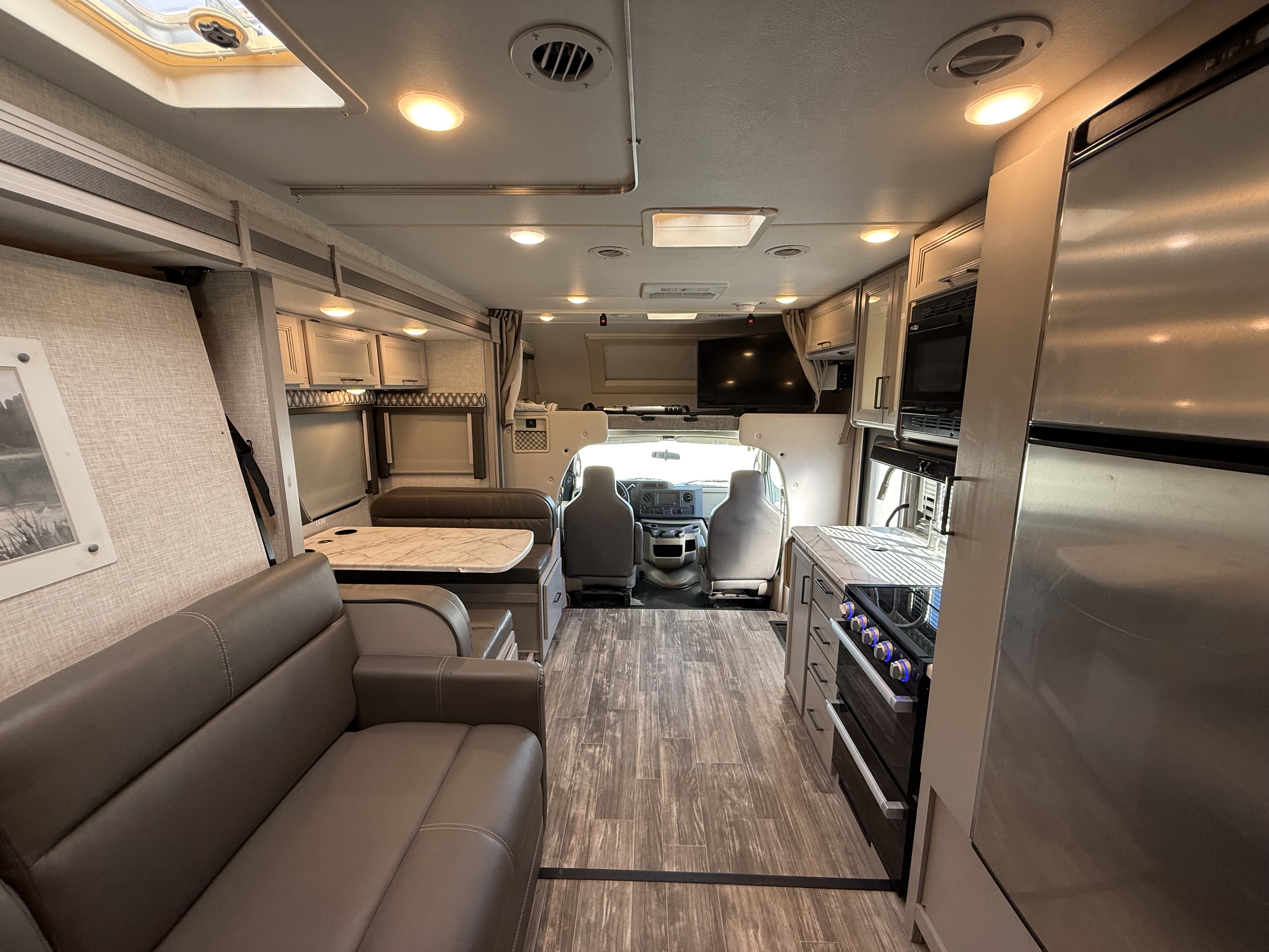 2023 Thor Motor Coach Geneva 25VA - Image 19