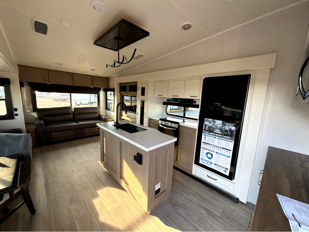 2027 JAYCO EAGLE 29RLC - Image 12