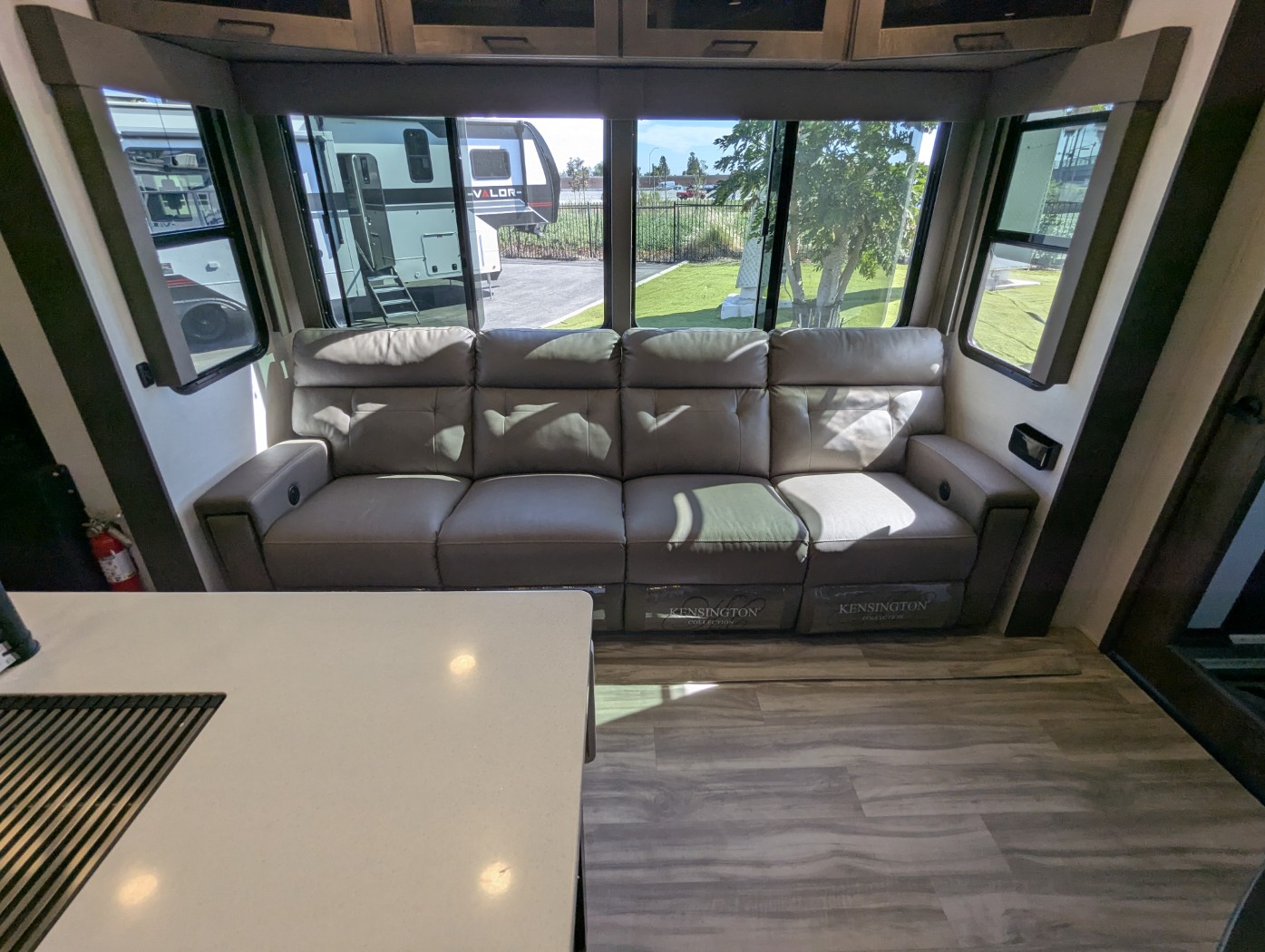 2023 Alliance RV Valor 36V11 - Image 27