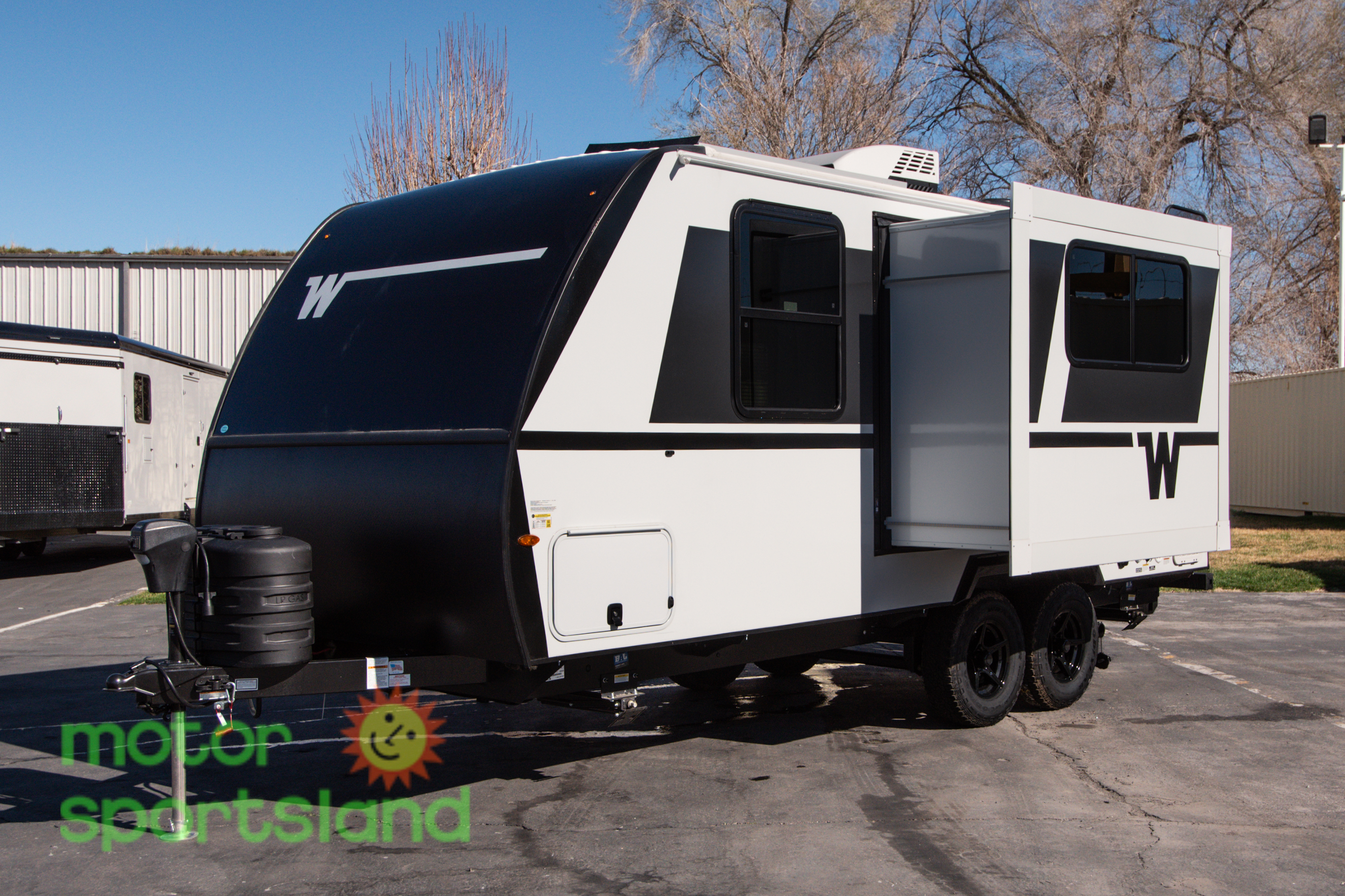 2026 Winnebago Micro Minnie 2108DS - Image 12