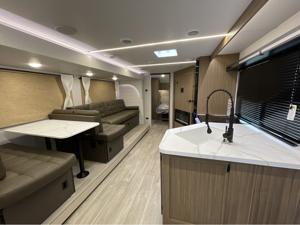 2026 Forest River Salem Cruise Lite 25ICE - Image 6