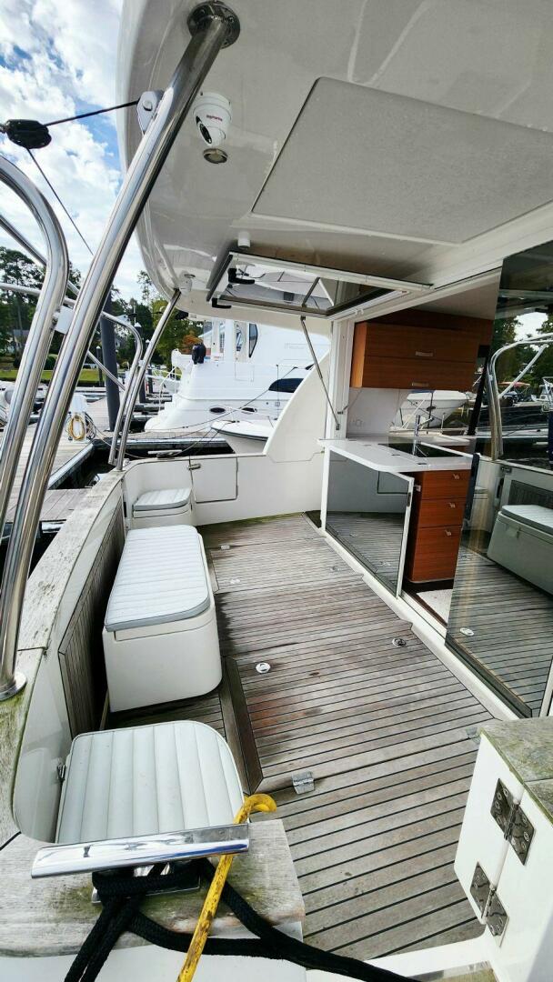 2022 Greenline 40 Hybrid - Image 14