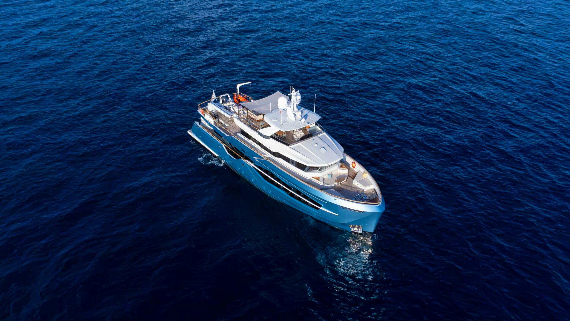 2025 Numarine Numarine 32XP - Image 8