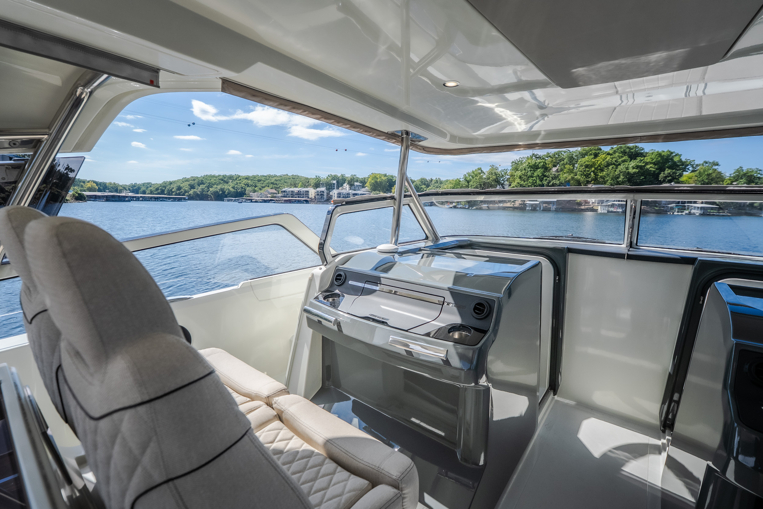 2025 Catamaran YOT 36 - Image 37