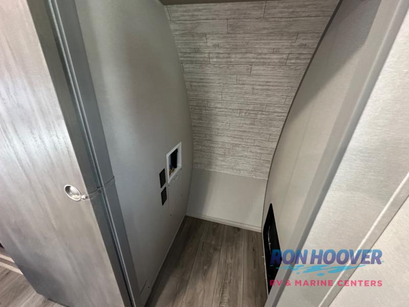 2026 COACHMEN 333DORM - Image 35