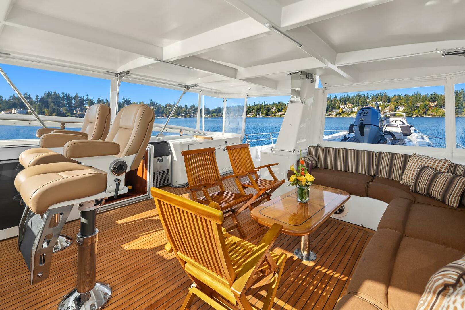 2001 Rayburn Custom Yachts Flush Deck - Image 45
