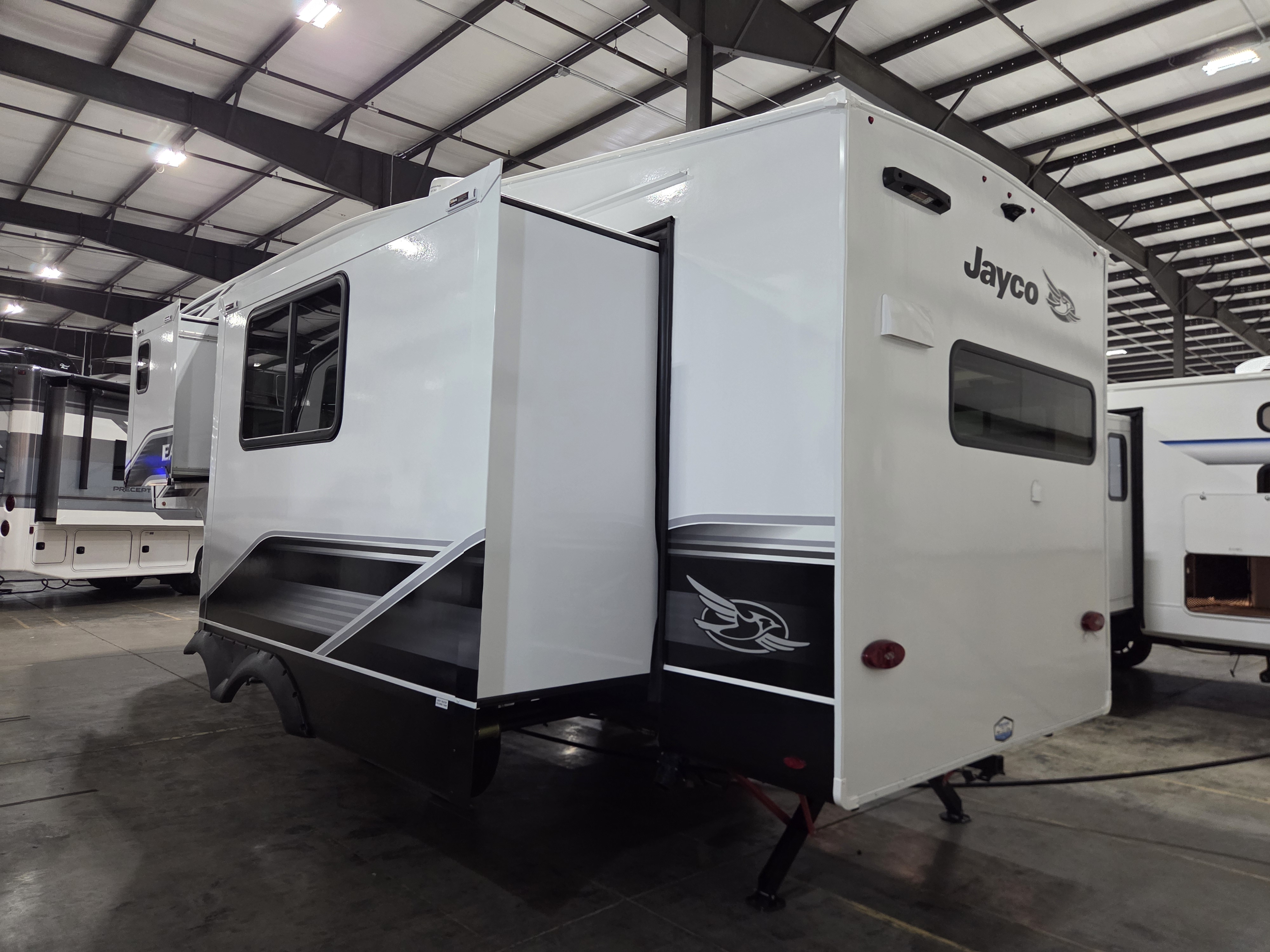 2026 Jayco Eagle SLE 24MLE - Image 3
