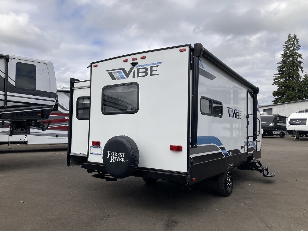 2020 Forest River Vibe West 17RS - Image 5