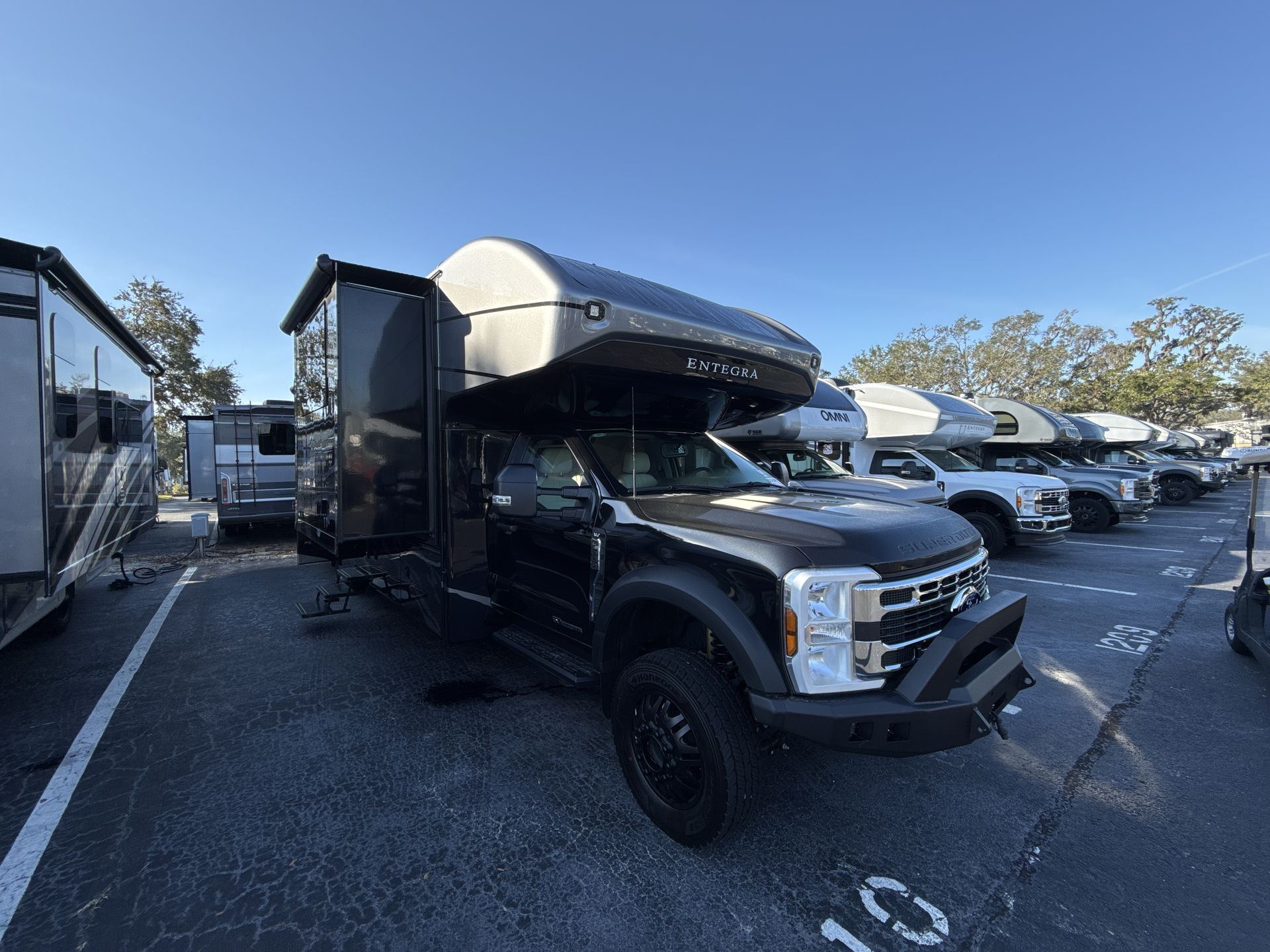 2025 Entegra Coach Accolade XT
