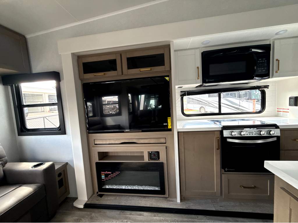 2027 JAYCO EAGLE 321RSTS - Image 14