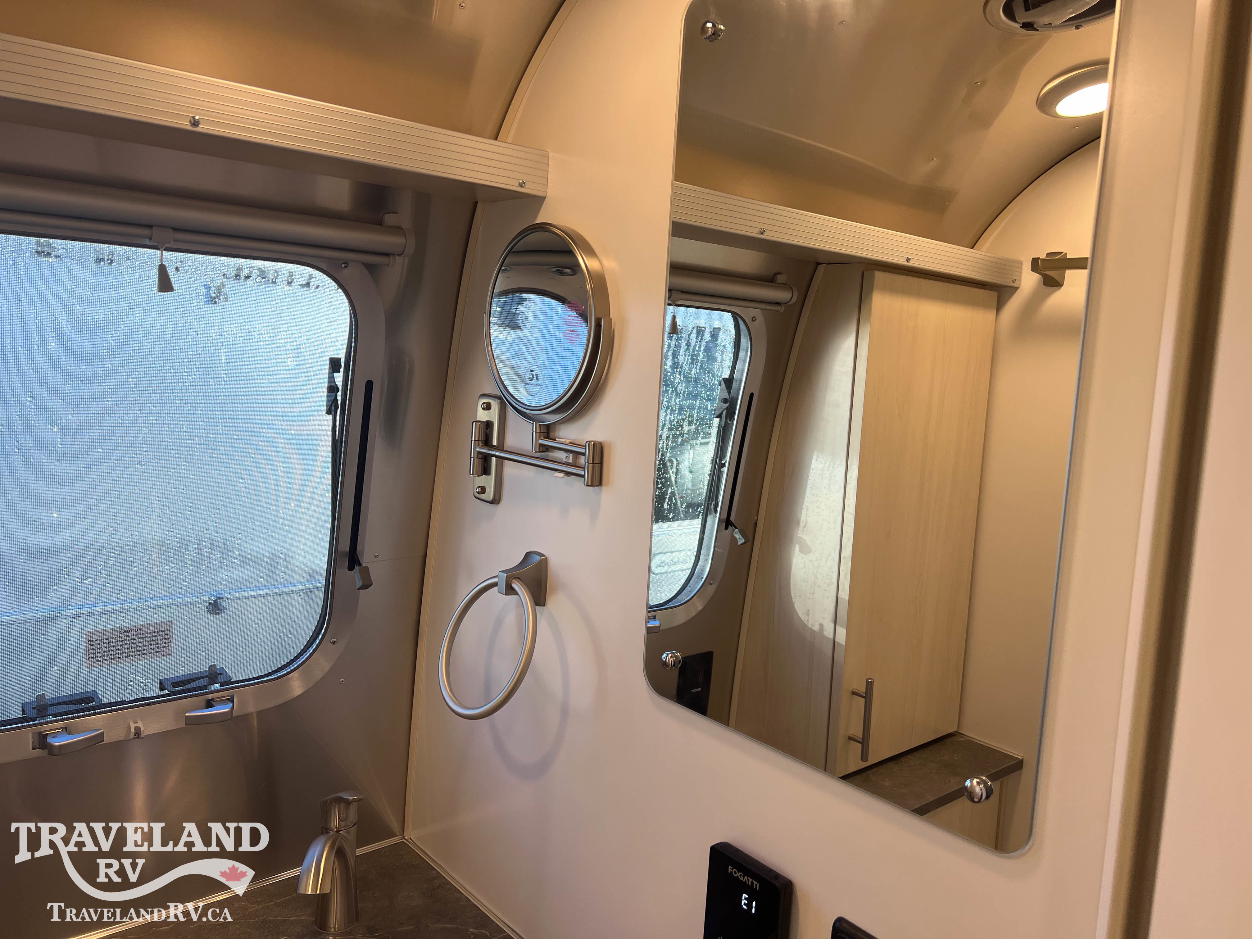 2026 Airstream Flying Cloud 23FBQ - Image 29