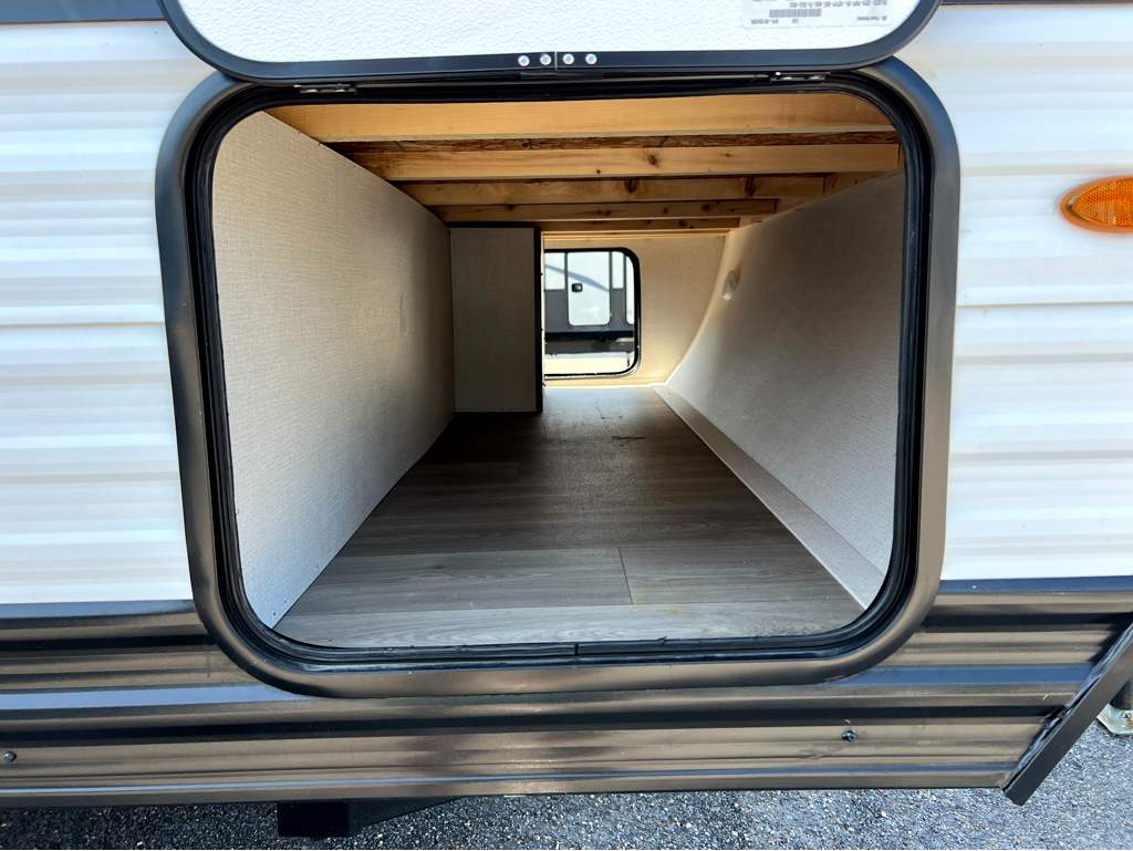 2024 GRAND DESIGN TRANSCEND 151BH - Image 23