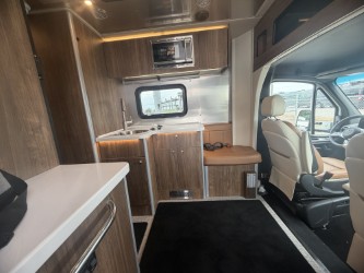 2027 AIRSTREAM ATLAS 25RT - Image 9