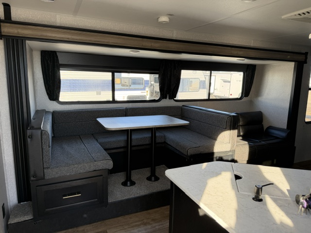 2022 CHEROKEE GREY WOLF 29TE - Image 8