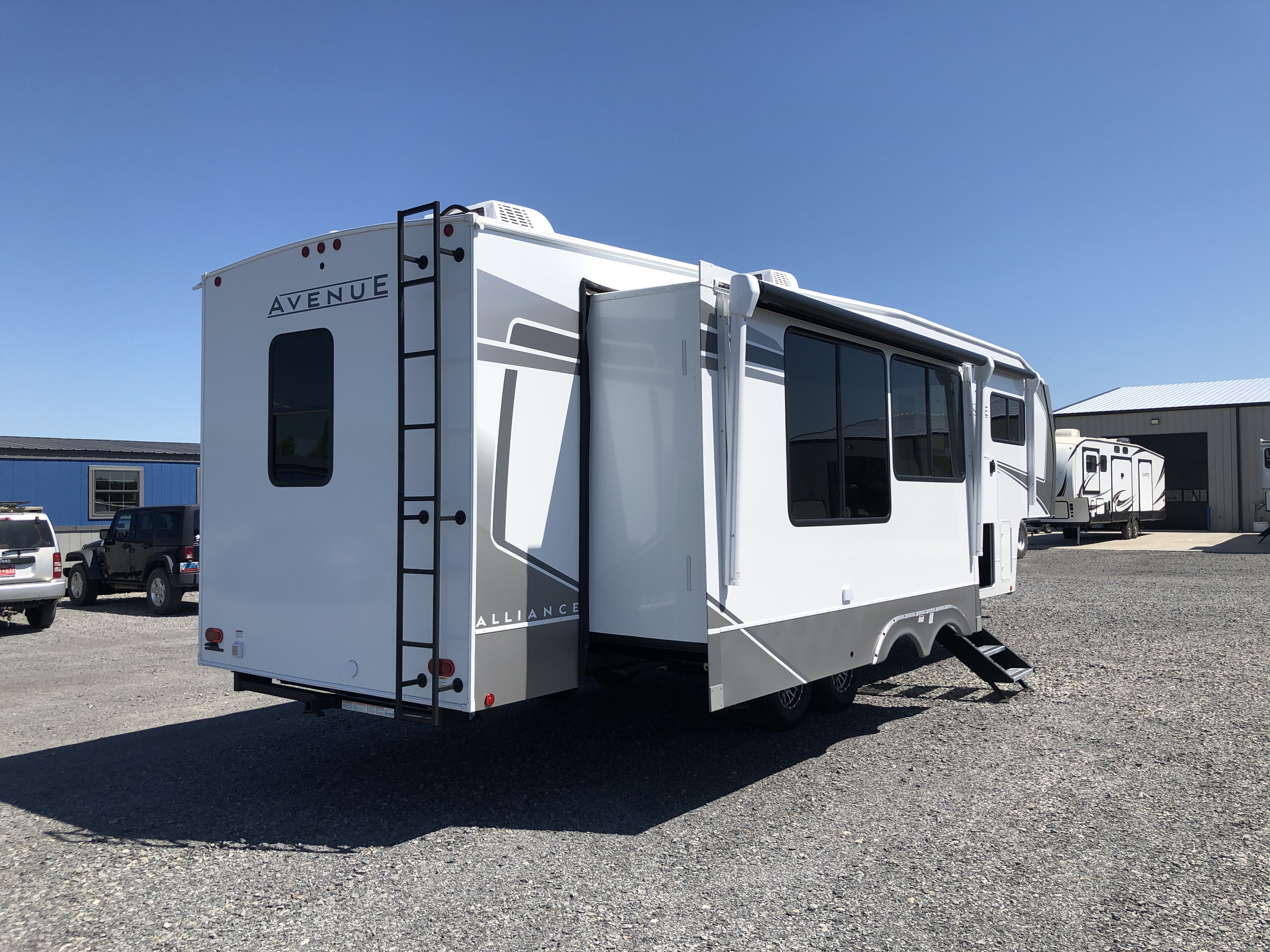 2026 Alliance RV Avenue 35RKS - Image 7