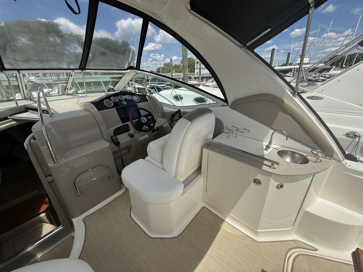 2006 Sea Ray 290 Sundancer - Image 8
